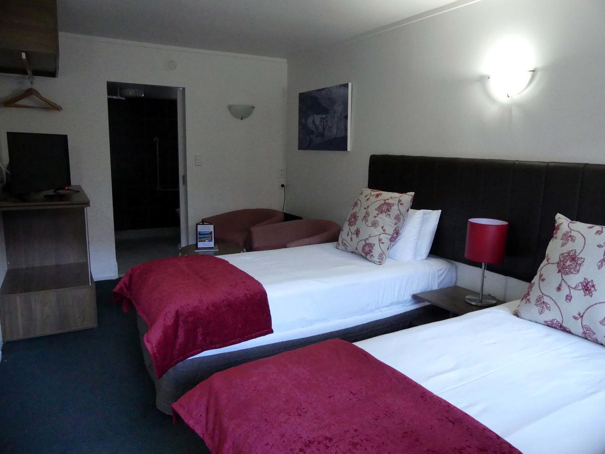 The Park Hotel Ruapehu National Park Bagian luar foto