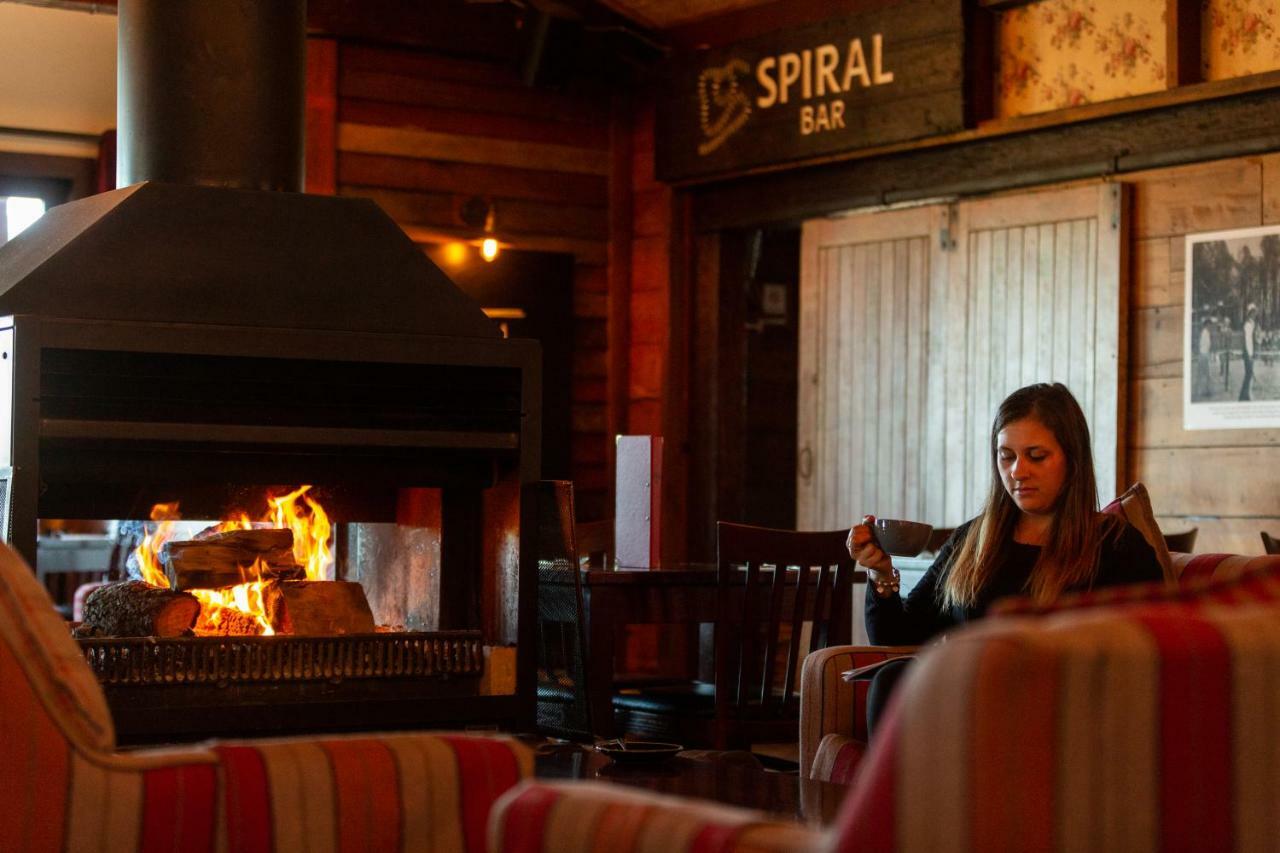 The Park Hotel Ruapehu National Park Bagian luar foto